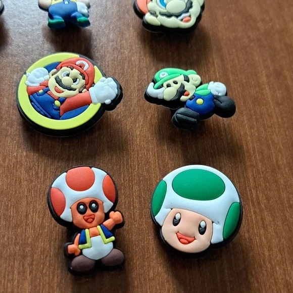 SALE Super Mario Brothers croc charm jibbitz - Picture 5 of 5